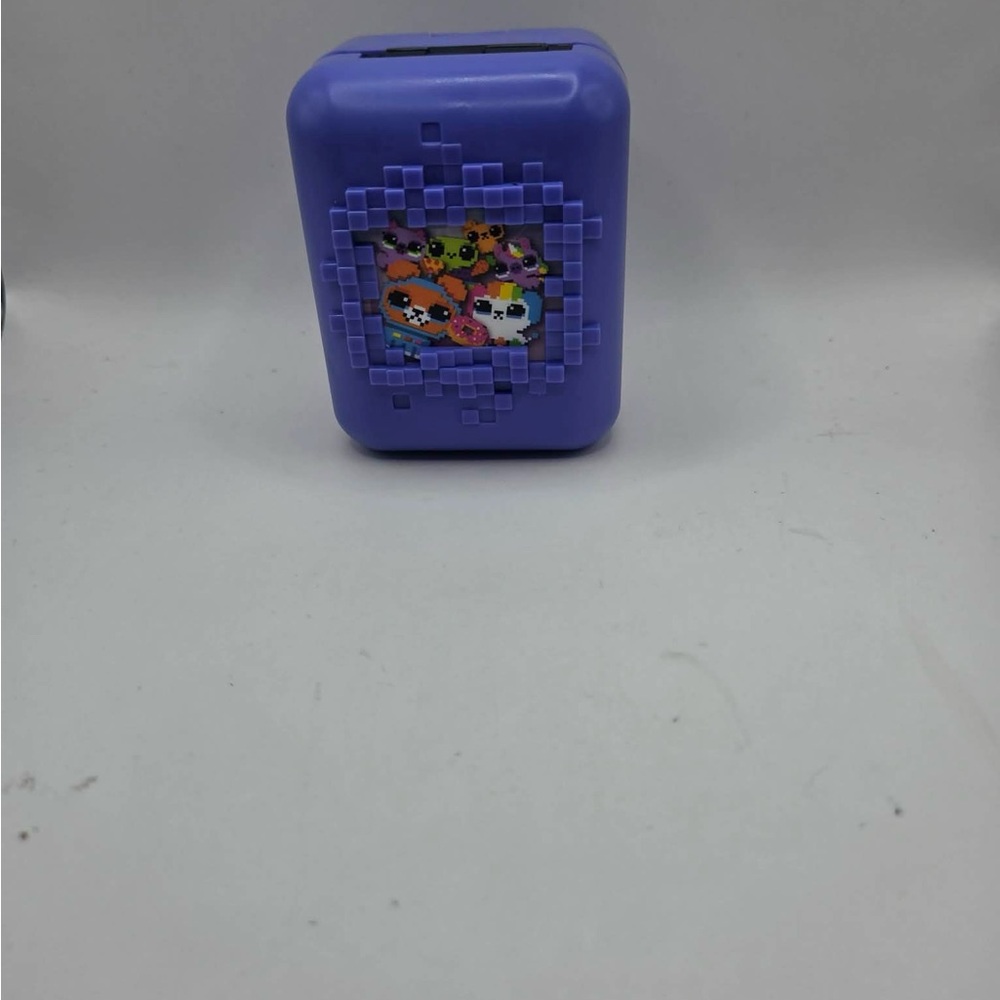 Bitzee Interactive Digital Hologram 3D Pet